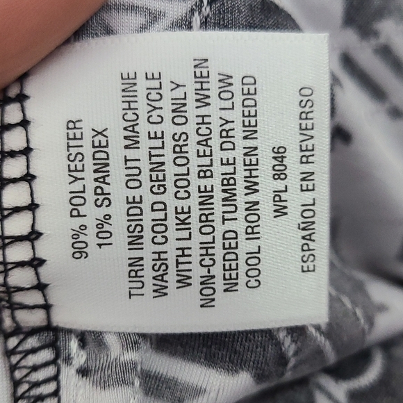 NWT JM collection Geo Sparkler Black and White Top Short Sleeve with texture 0X - Picture 4 of 4